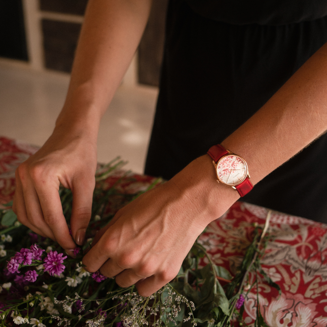 Rose Gold Simply Strawberry Thief Red Madder, レザー 30mm - August Berg (オーガストバーグ)