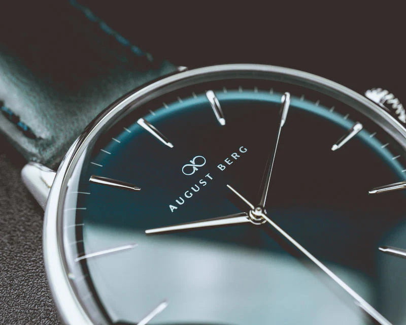 Morris u0026 Co. Silver Bachelors Button Watch – August Berg